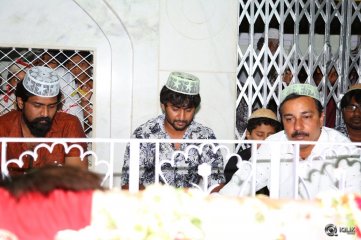 Krishna Gadi Veera Prema Gaadha Movie Team Visits Kadapa Darga